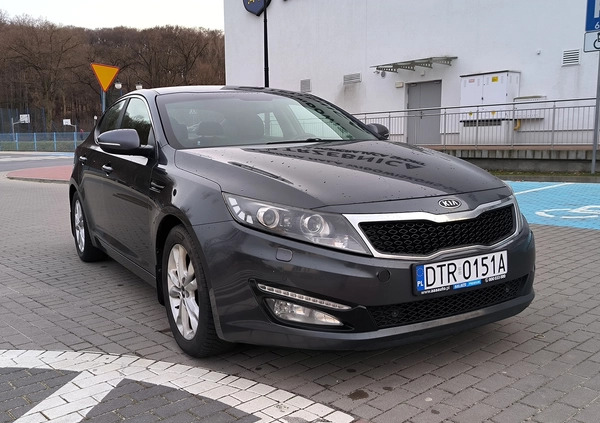Kia Optima cena 28900 przebieg: 280000, rok produkcji 2011 z Trzebnica małe 137
